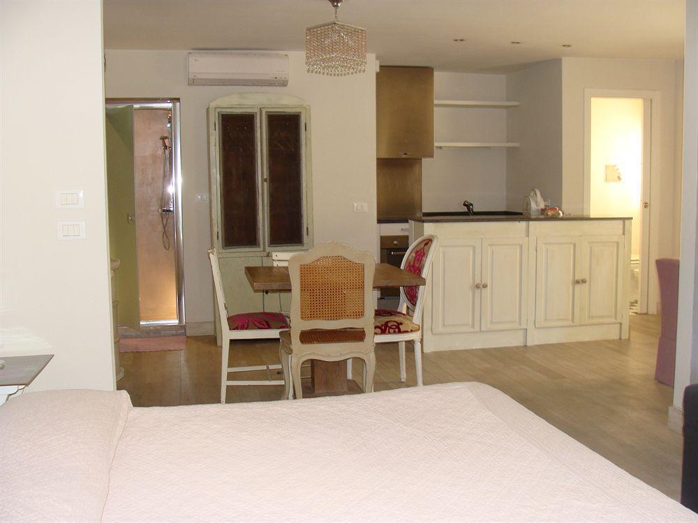 פלרמו Bb 22 Charming Rooms & Apartments מראה חיצוני תמונה